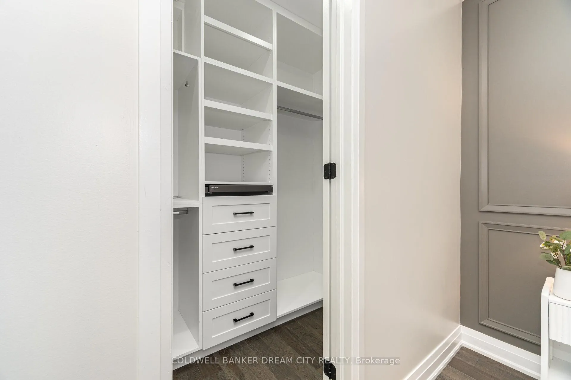 Photo 23 of 67 Eberly Woods Drive, Caledon, Rural Caledon — HOMEH