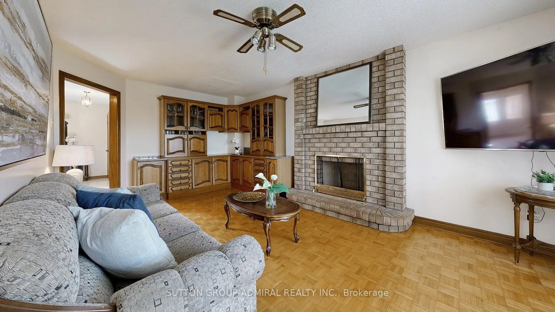Photo 12 of 101 Dunstan Crescent, Vaughan, West Woodbridge — HOMEH