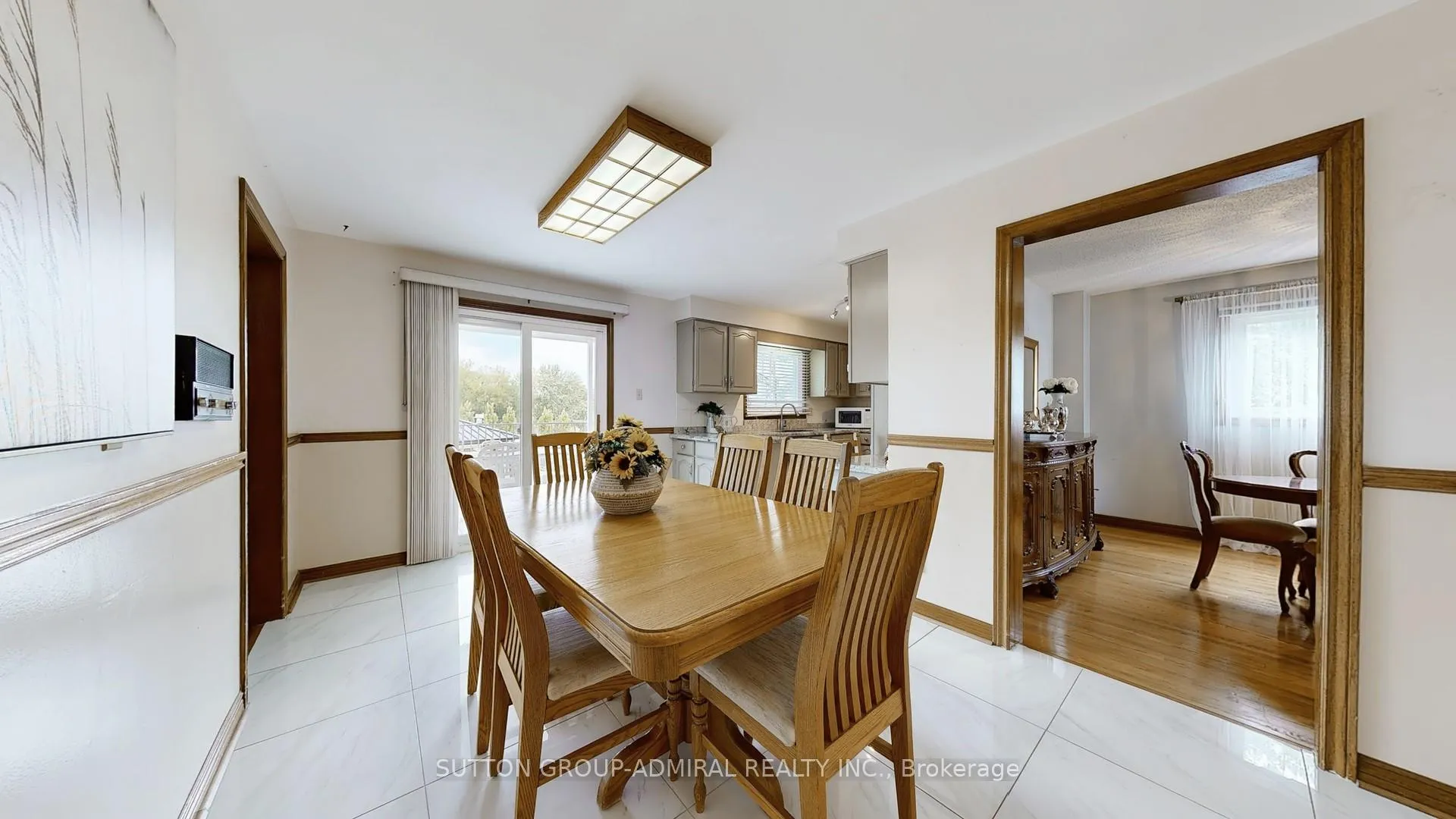 Photo 15 of 101 Dunstan Crescent, Vaughan, West Woodbridge — HOMEH
