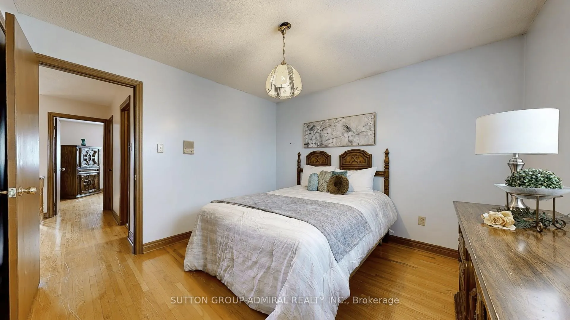 Photo 24 of 101 Dunstan Crescent, Vaughan, West Woodbridge — HOMEH