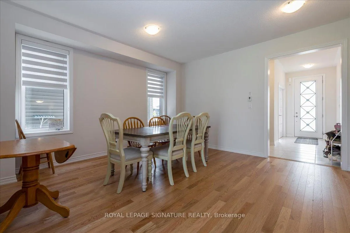 Photo 6 of 183 Rosanne Circle, Wasaga Beach — HOMEH