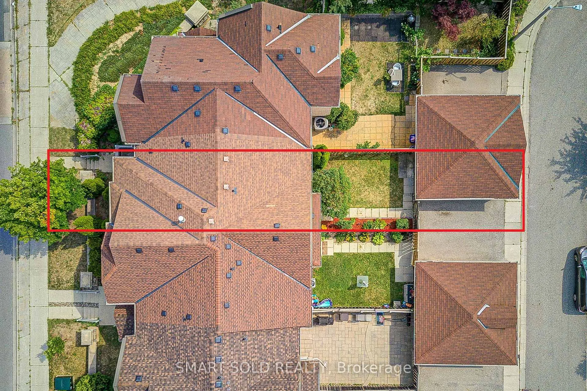 Photo 5 of 4 Thornhill Woods Drive, Vaughan, Patterson — HOMEH
