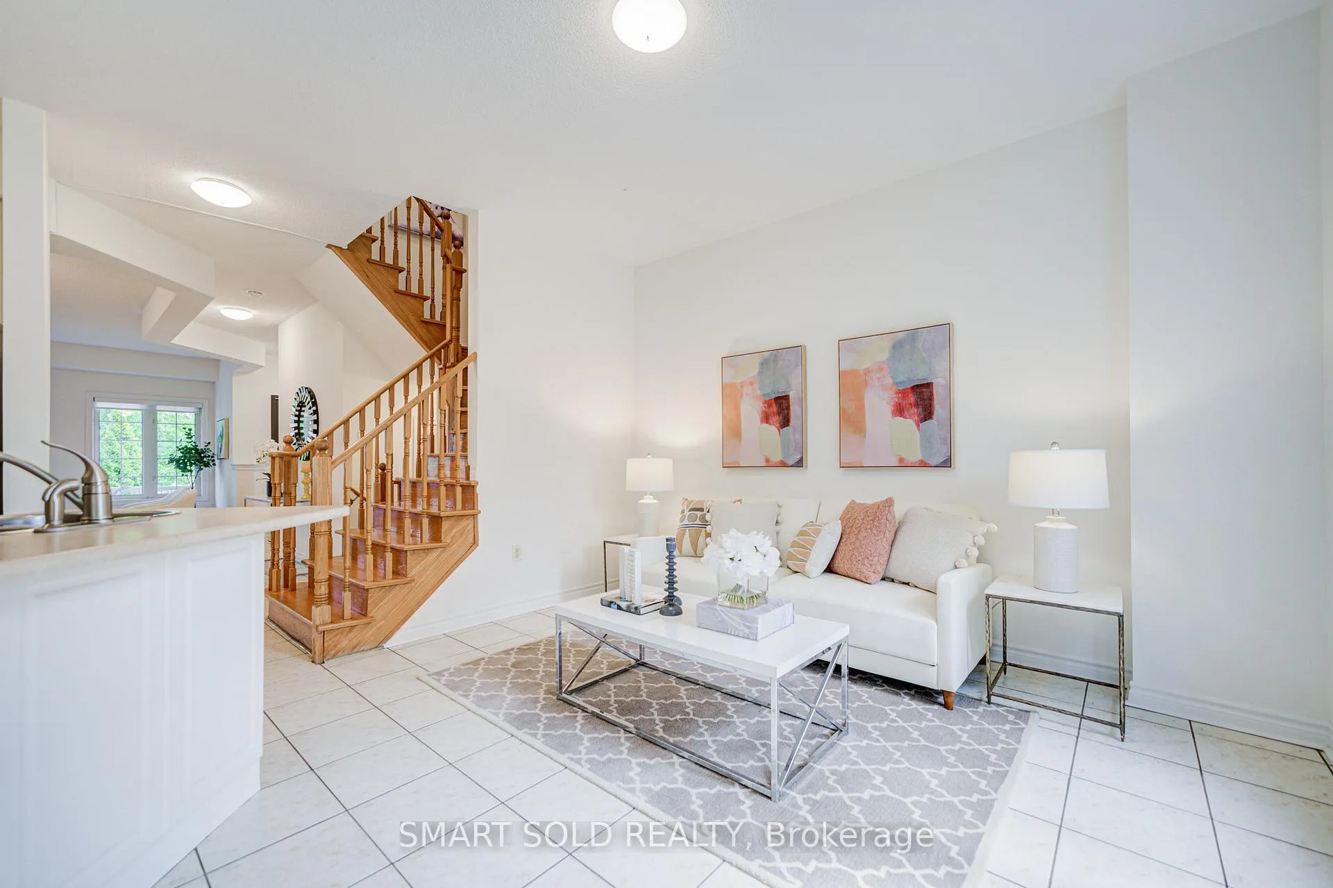 Photo 19 of 4 Thornhill Woods Drive, Vaughan, Patterson — HOMEH