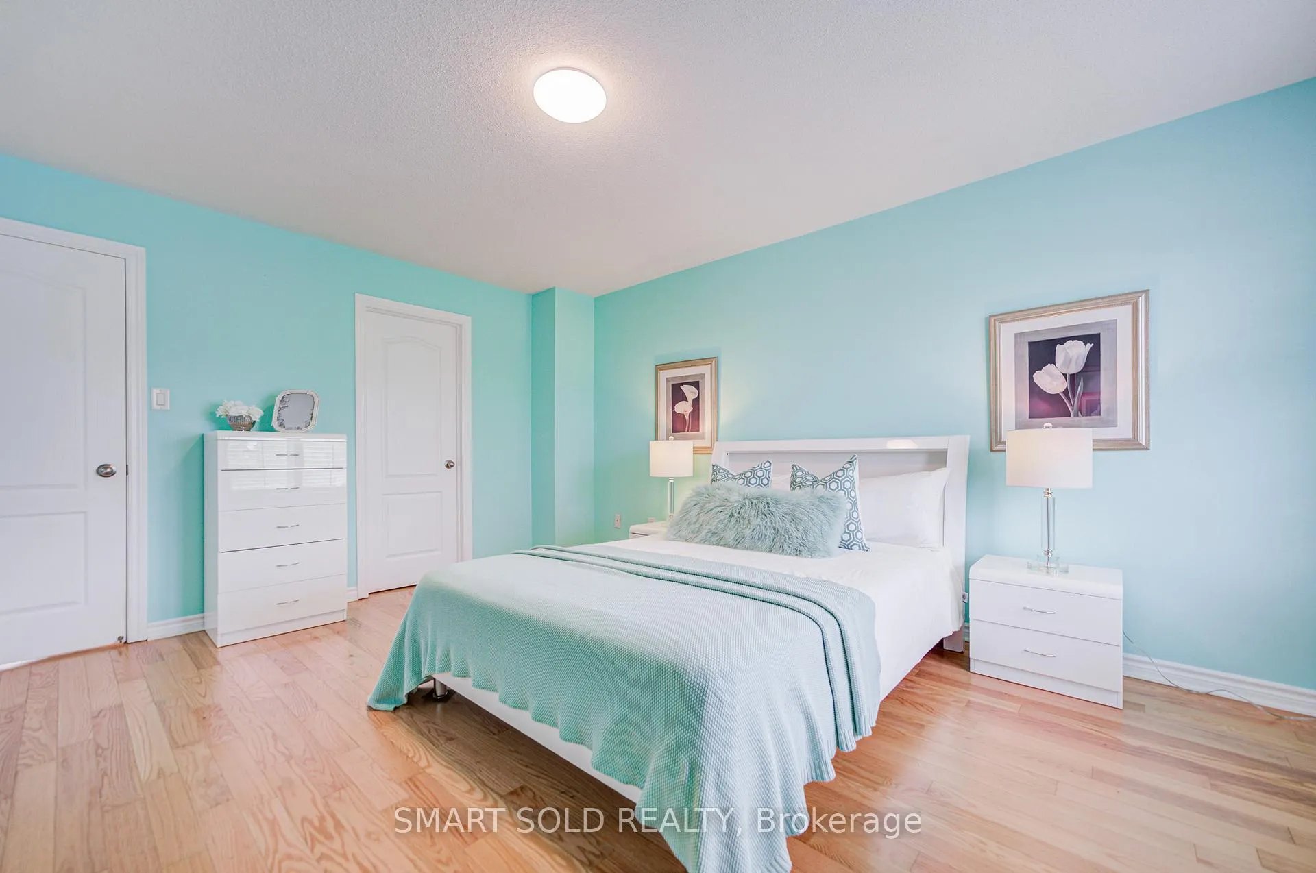 Photo 26 of 4 Thornhill Woods Drive, Vaughan, Patterson — HOMEH