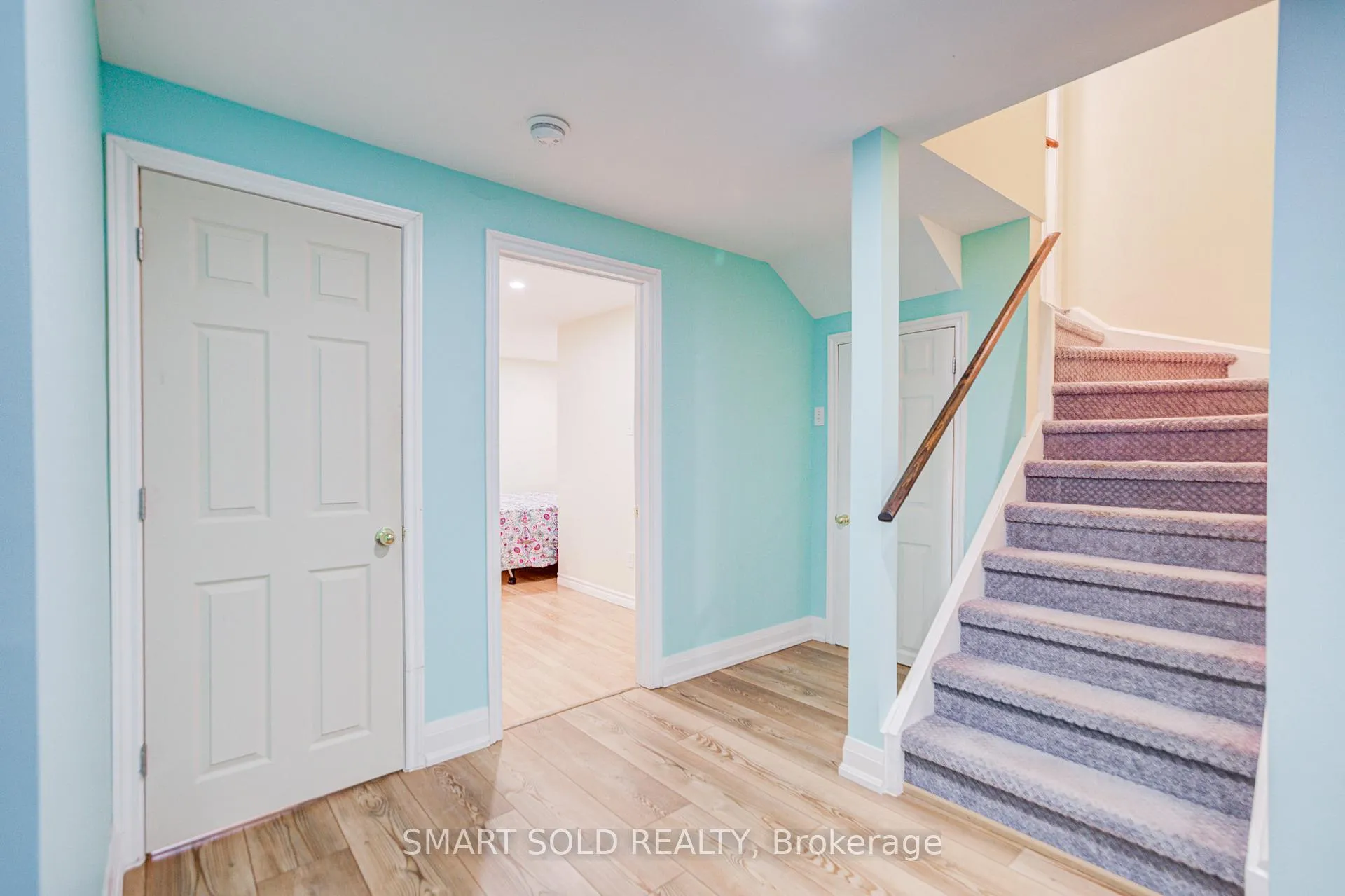Photo 37 of 4 Thornhill Woods Drive, Vaughan, Patterson — HOMEH