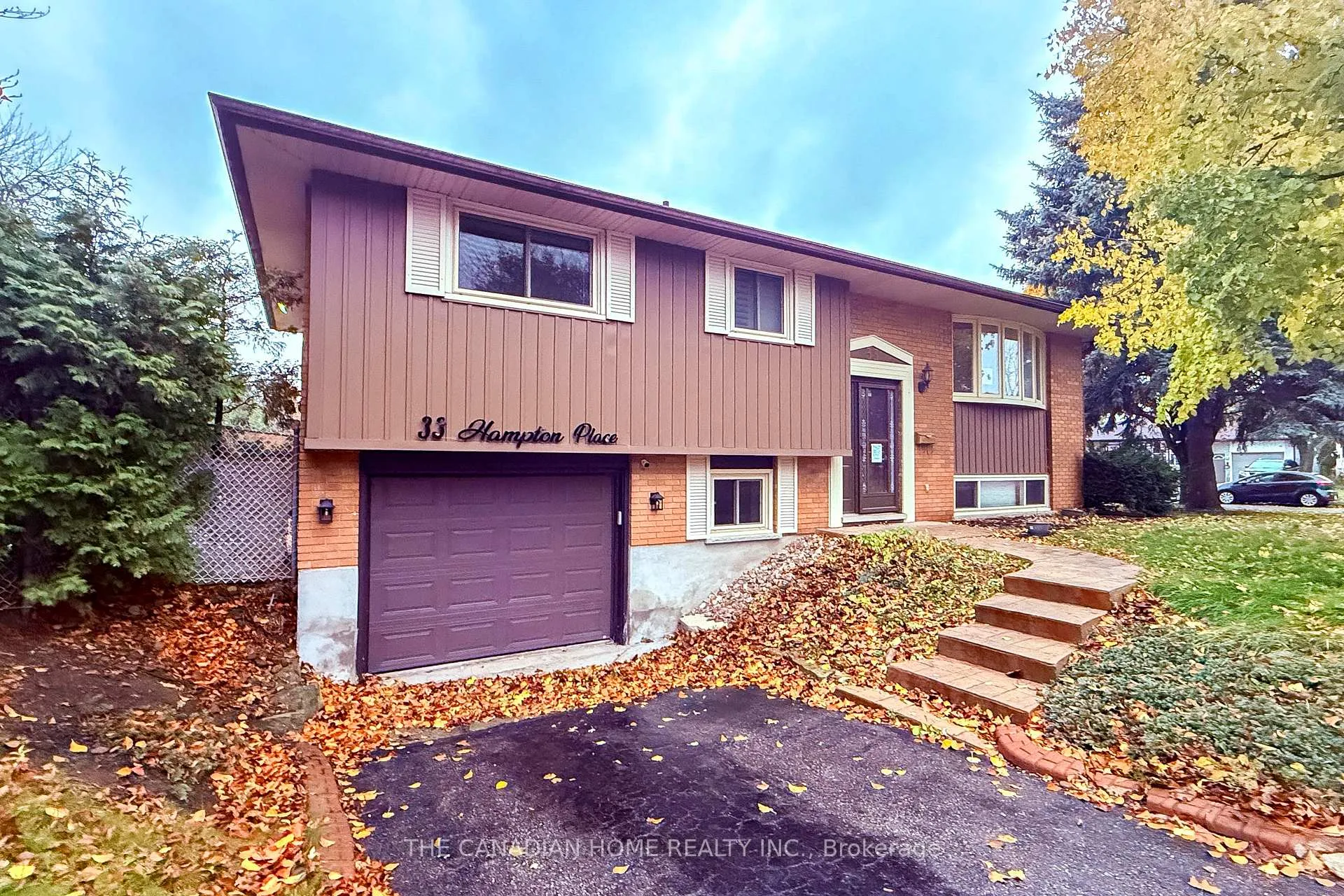 Photo 3 of 33 Hampton Place, Kitchener — HOMEH