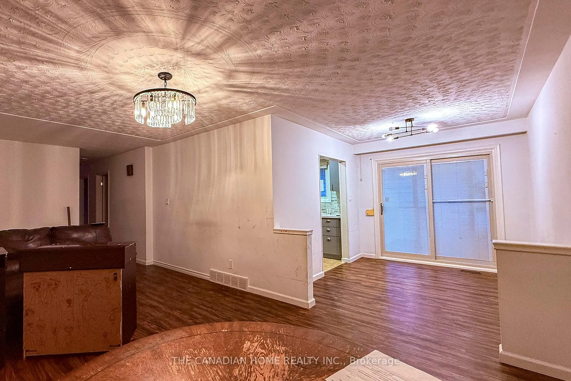 Photo 5 of 33 Hampton Place, Kitchener — HOMEH
