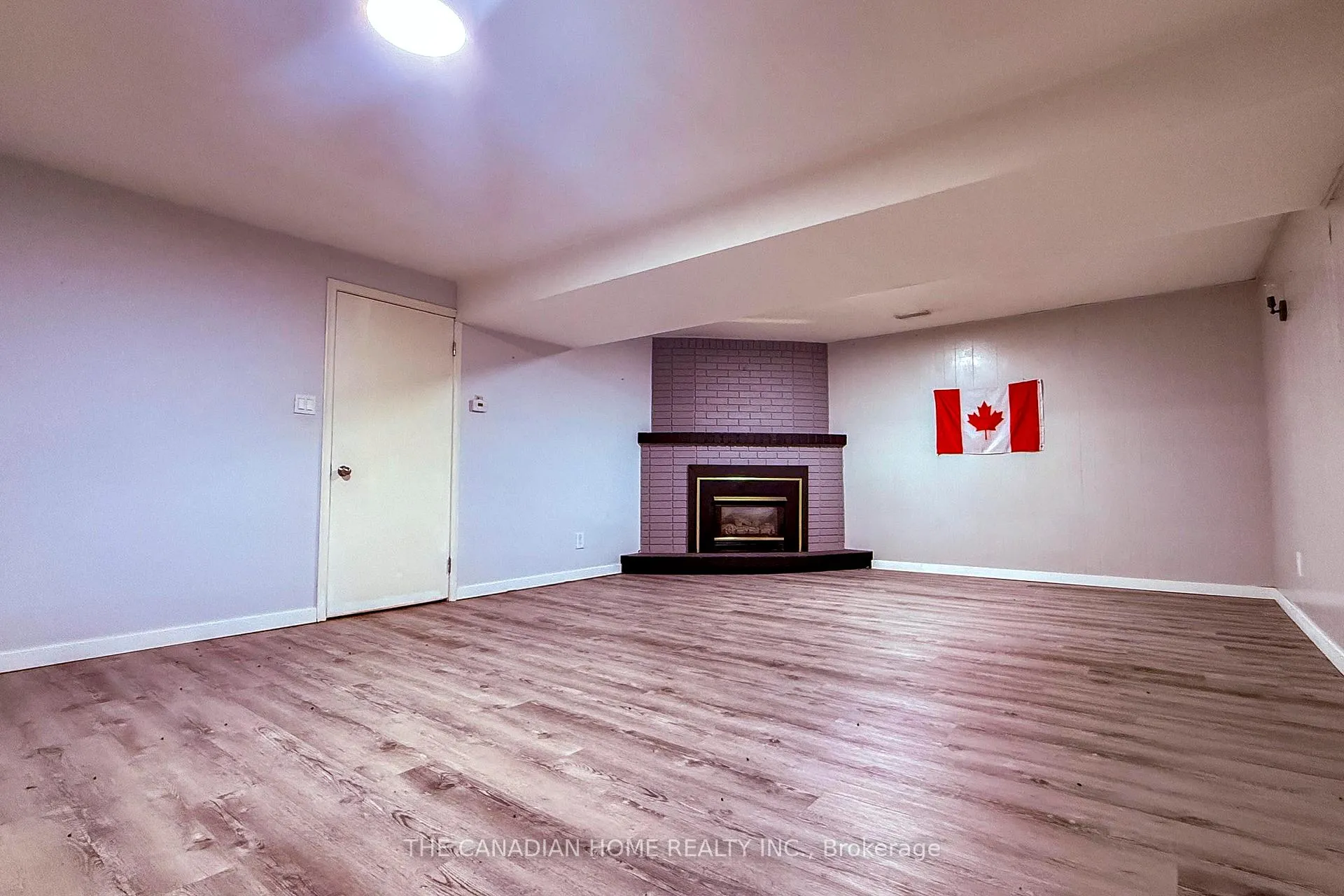 Photo 21 of 33 Hampton Place, Kitchener — HOMEH
