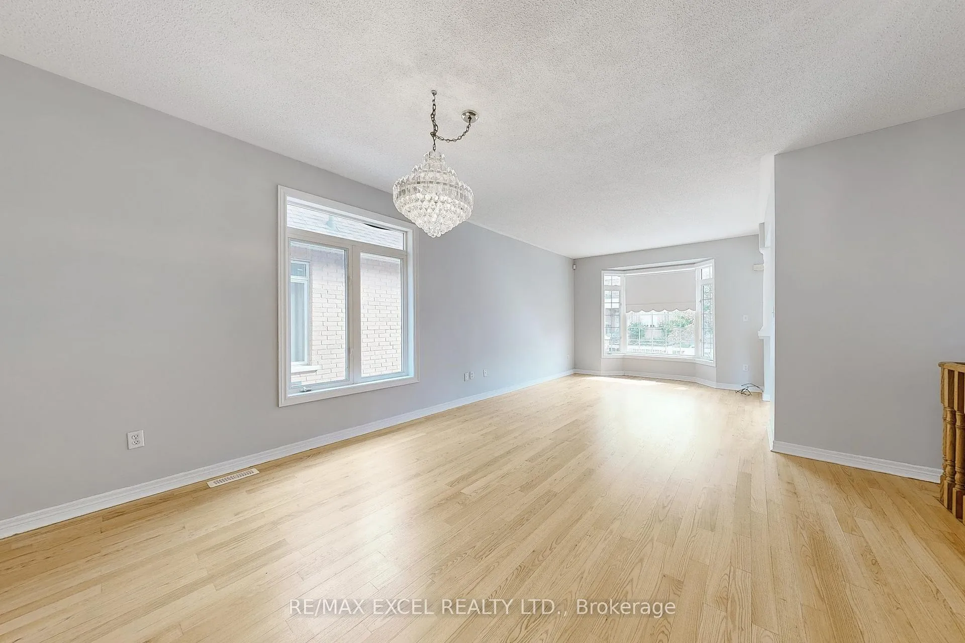 Photo 5 of 38 Ayhart Street, Markham, Wismer — HOMEH