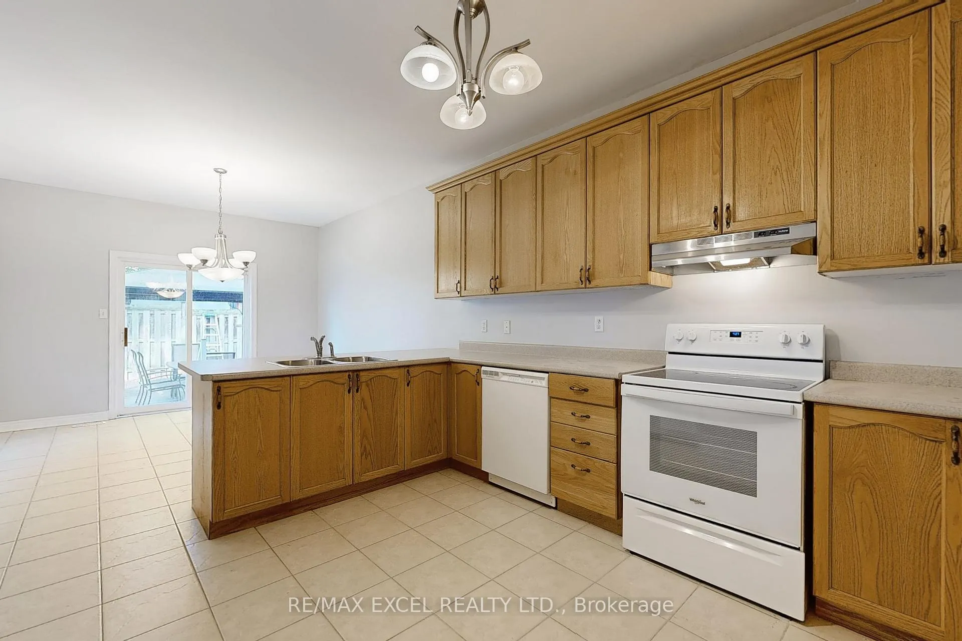 Photo 11 of 38 Ayhart Street, Markham, Wismer — HOMEH