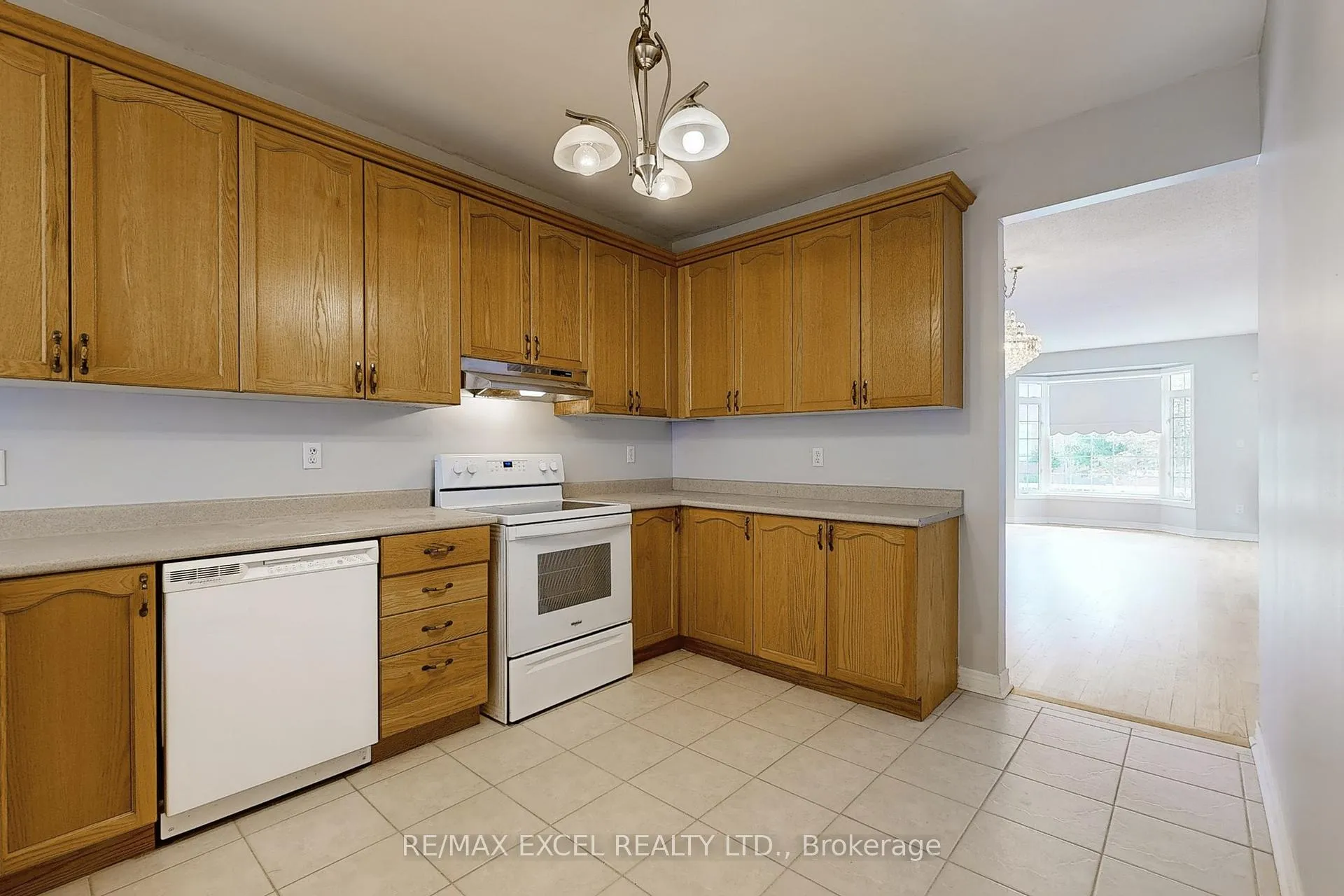 Photo 13 of 38 Ayhart Street, Markham, Wismer — HOMEH