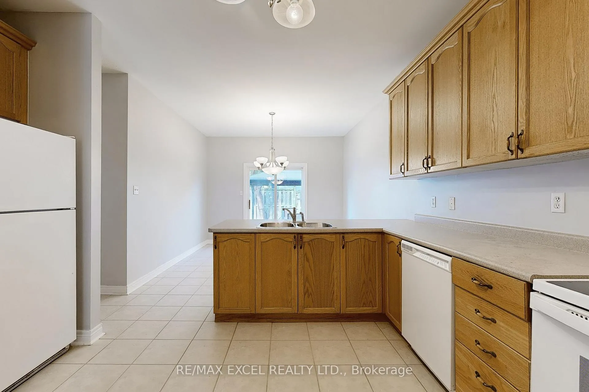 Photo 15 of 38 Ayhart Street, Markham, Wismer — HOMEH