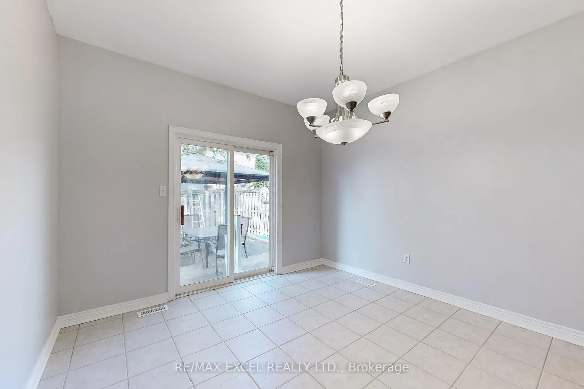 Photo 17 of 38 Ayhart Street, Markham, Wismer — HOMEH
