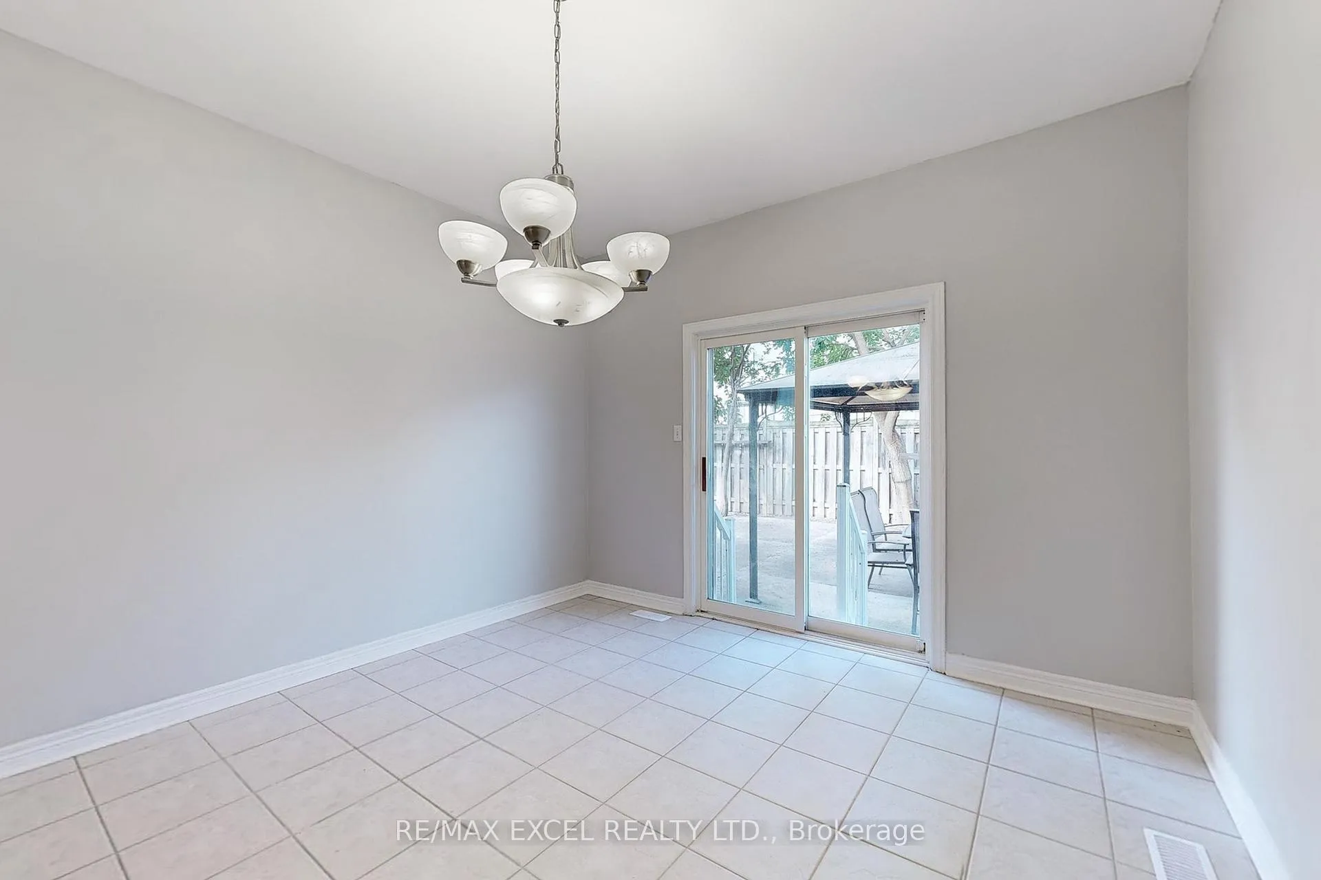 Photo 18 of 38 Ayhart Street, Markham, Wismer — HOMEH