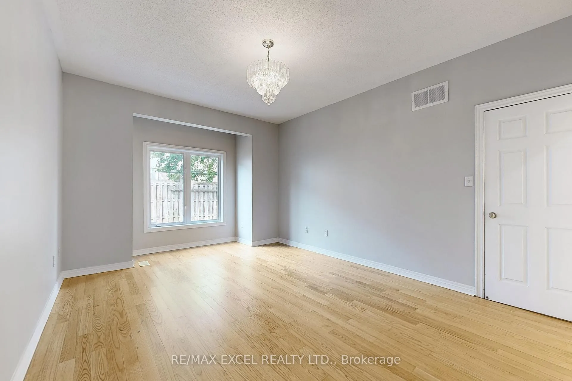 Photo 22 of 38 Ayhart Street, Markham, Wismer — HOMEH