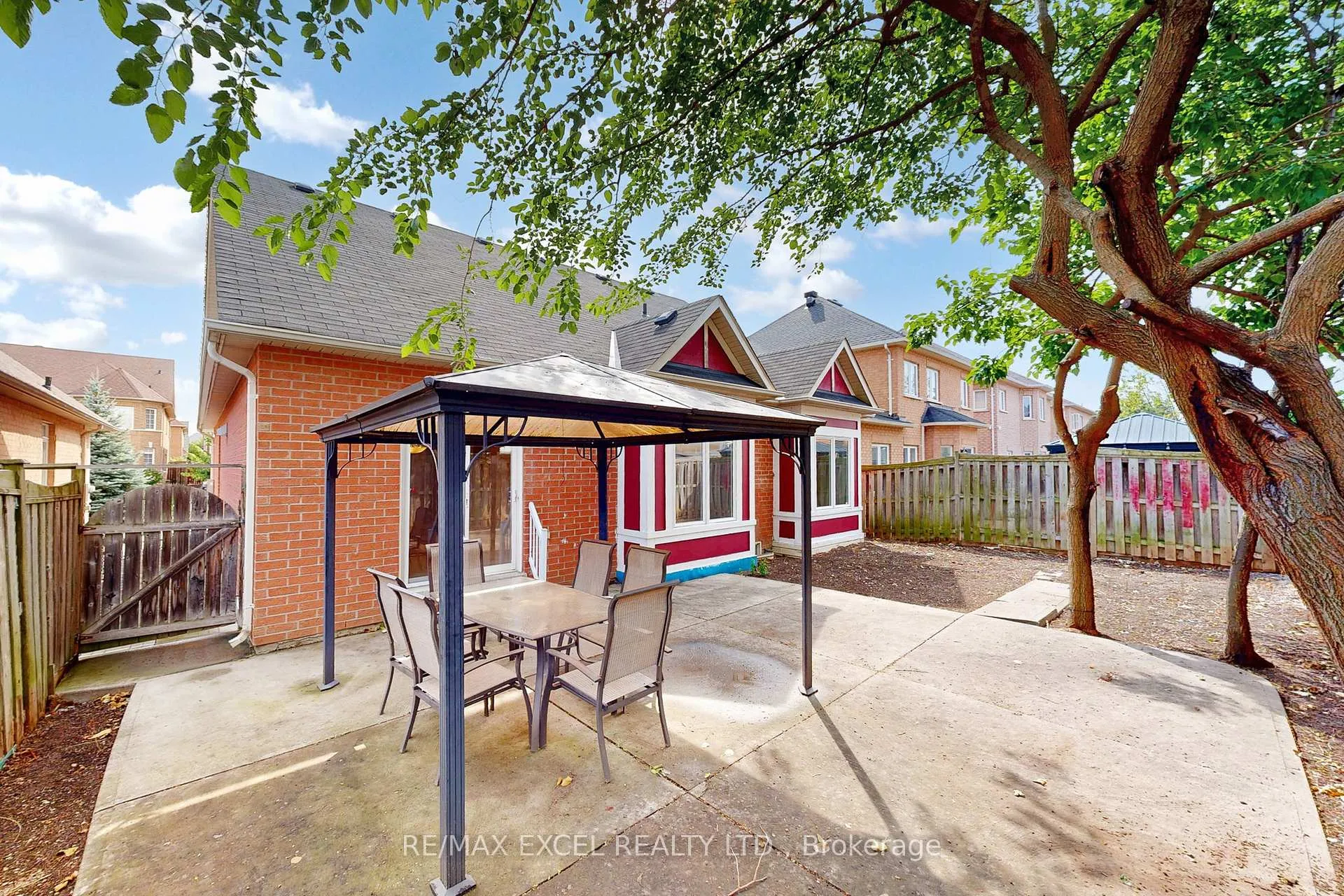 Photo 37 of 38 Ayhart Street, Markham, Wismer — HOMEH