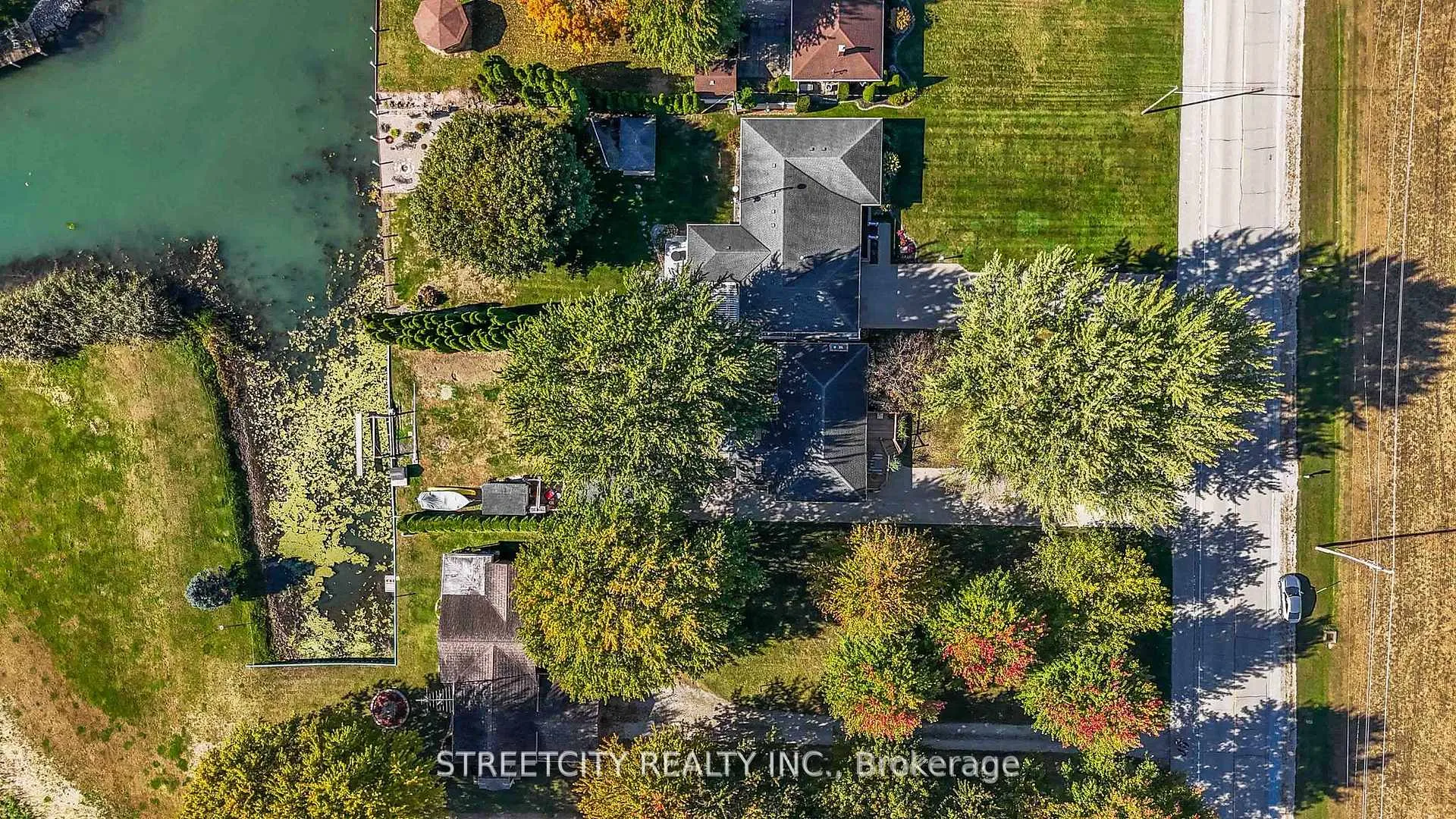 Photo 9 of 4767 St. Clair Parkway, St. Clair — HOMEH