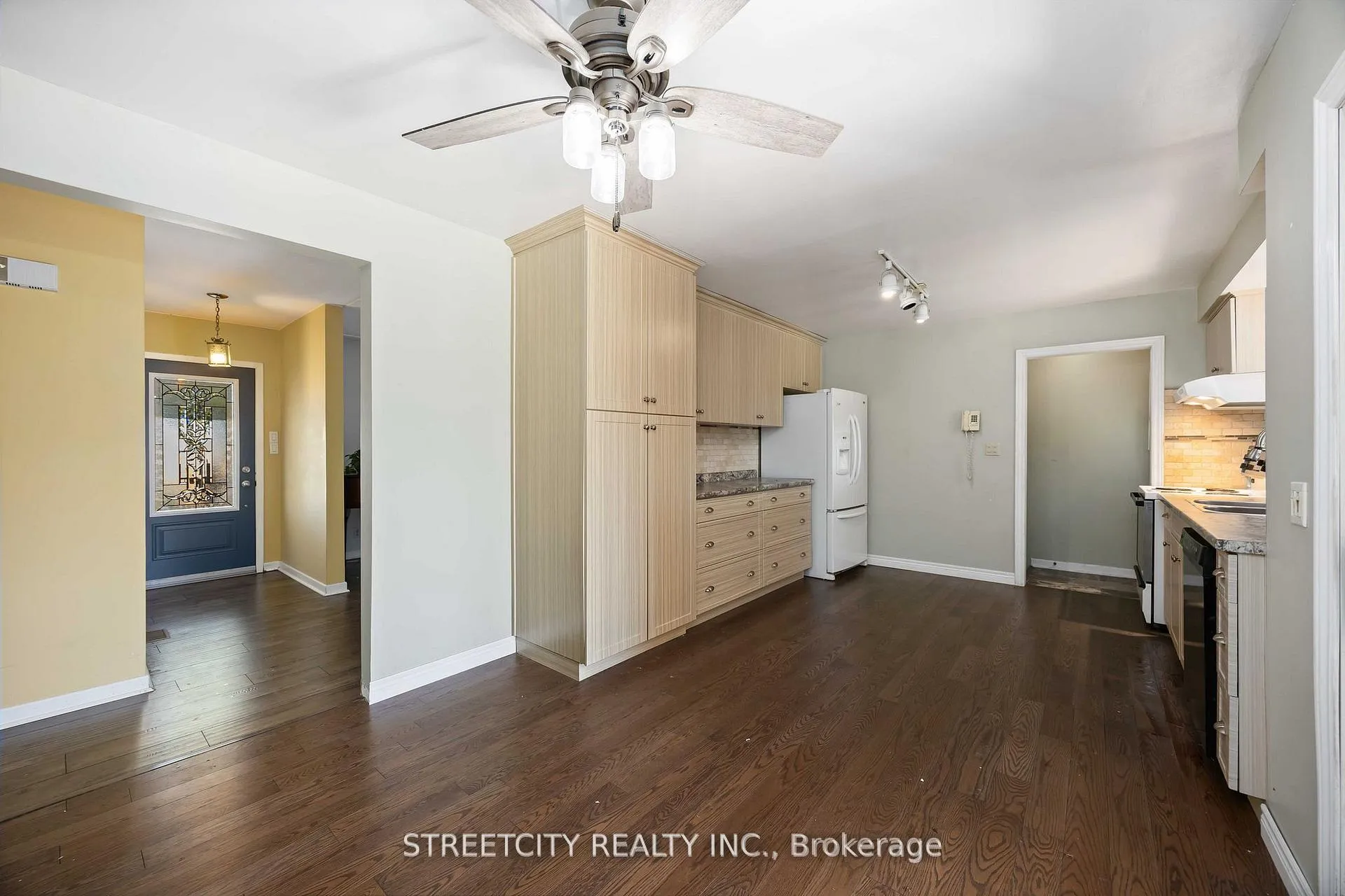 Photo 16 of 4767 St. Clair Parkway, St. Clair — HOMEH