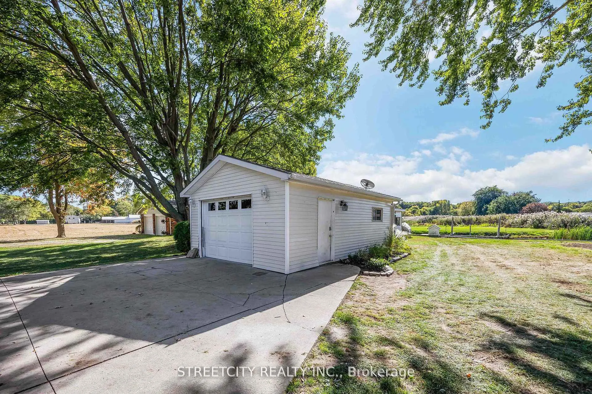 Photo 39 of 4767 St. Clair Parkway, St. Clair — HOMEH
