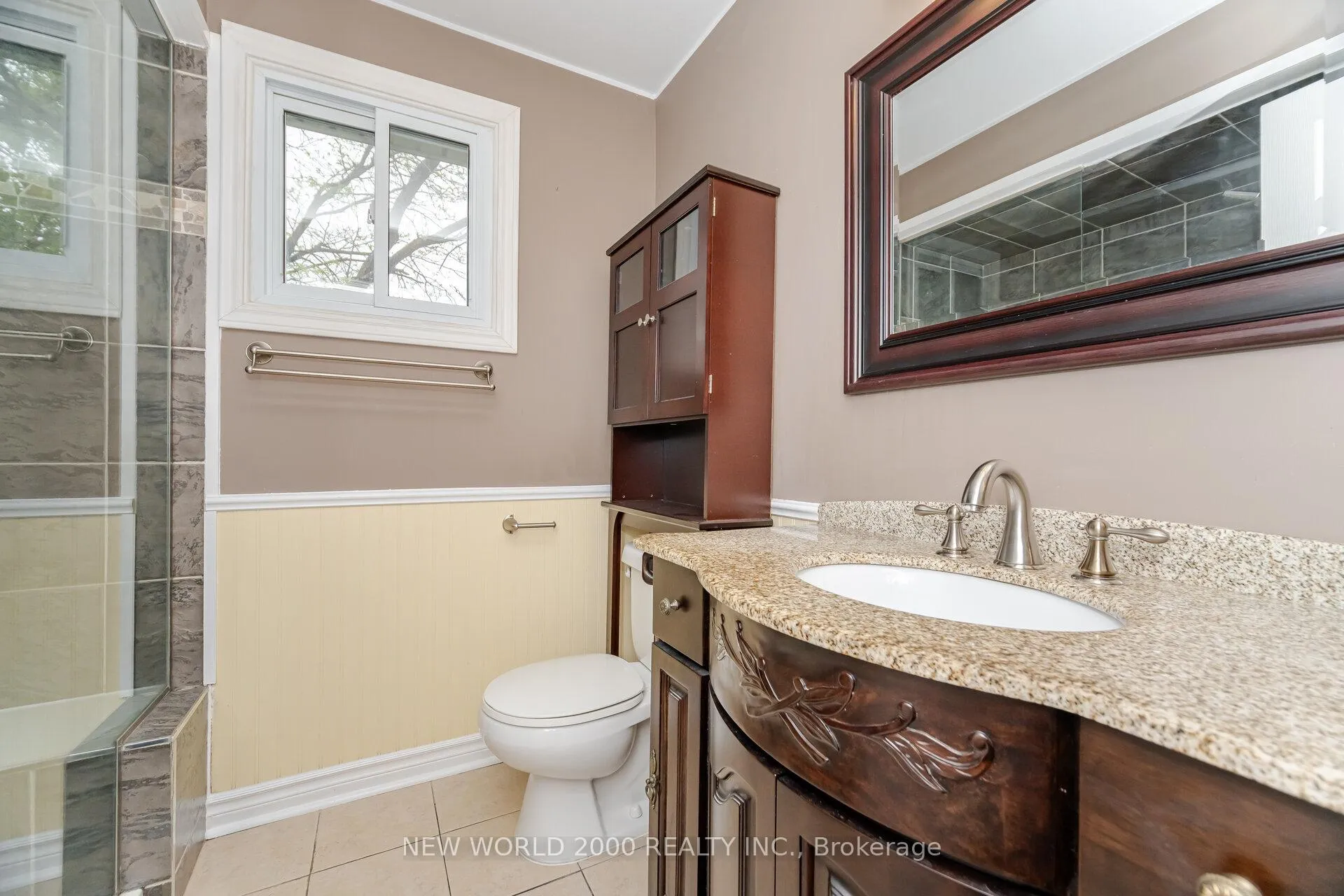 Photo 15 of 254 Maidstone Court, Caledon, Bolton North — HOMEH