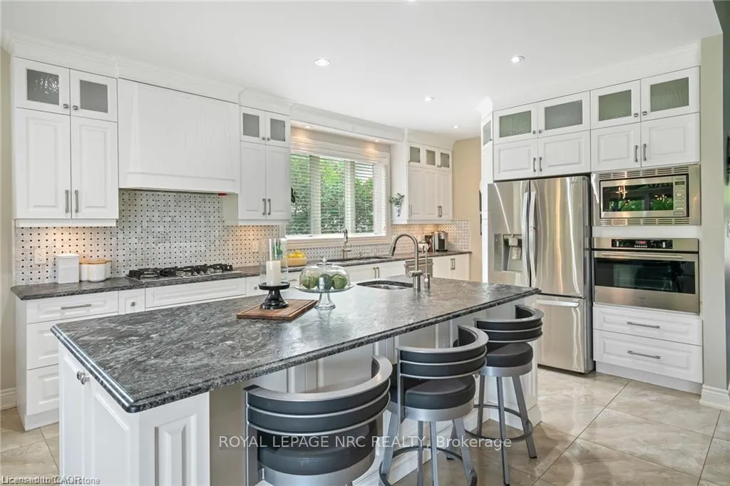 Photo 7 of 48 Casablanca Boulevard S, Grimsby, Grimsby West — HOMEH