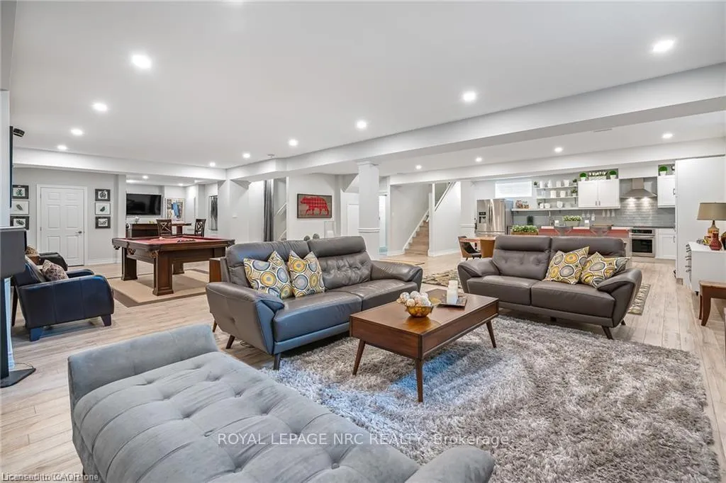 Photo 29 of 48 Casablanca Boulevard S, Grimsby, Grimsby West — HOMEH