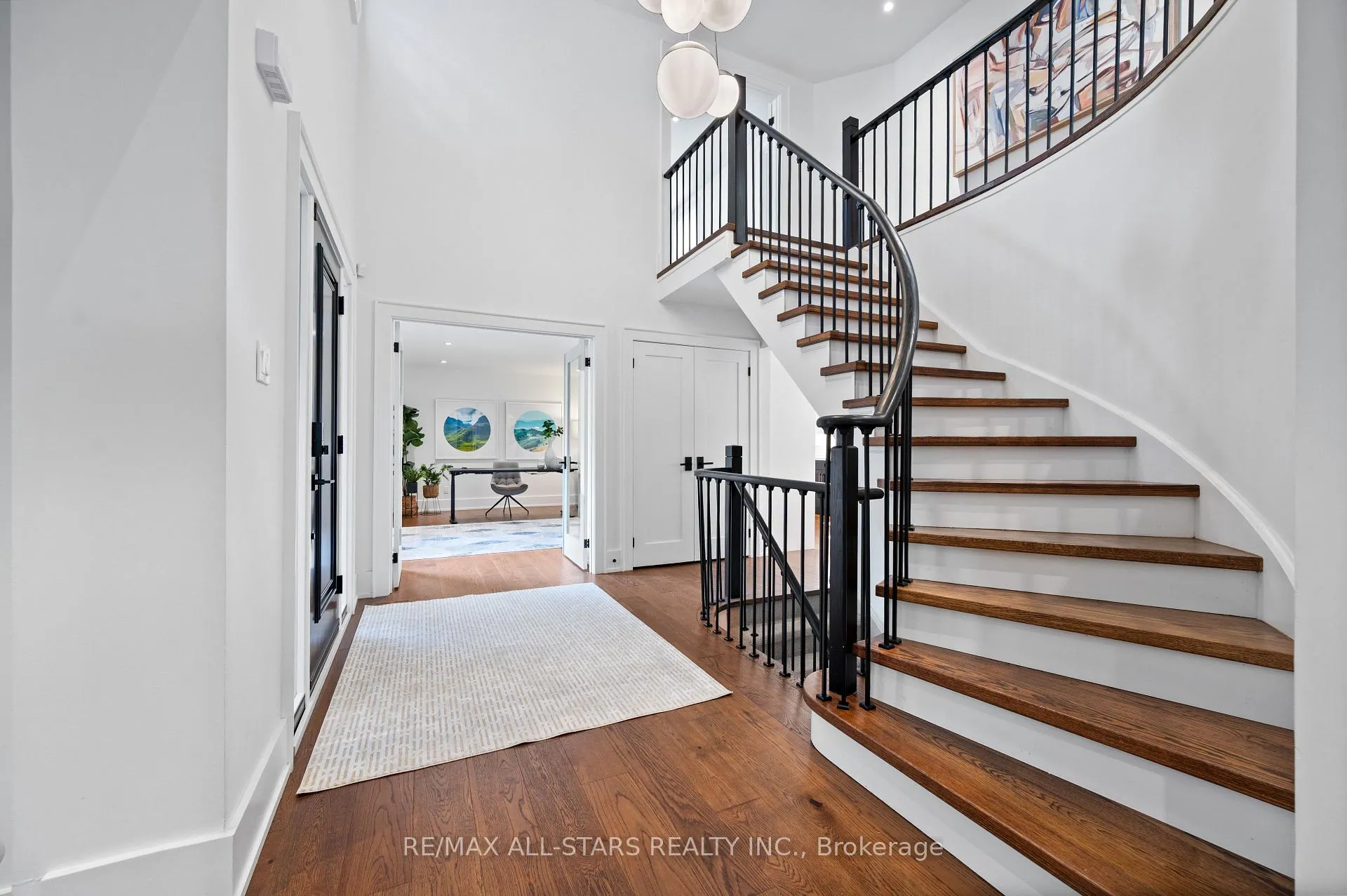 Photo 8 of 45 Rosemead Close, Markham, Unionville — HOMEH