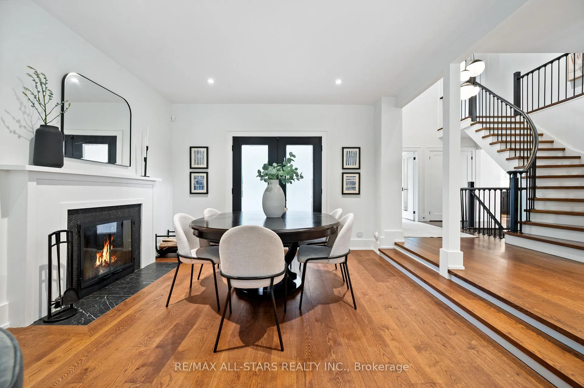 Photo 15 of 45 Rosemead Close, Markham, Unionville — HOMEH