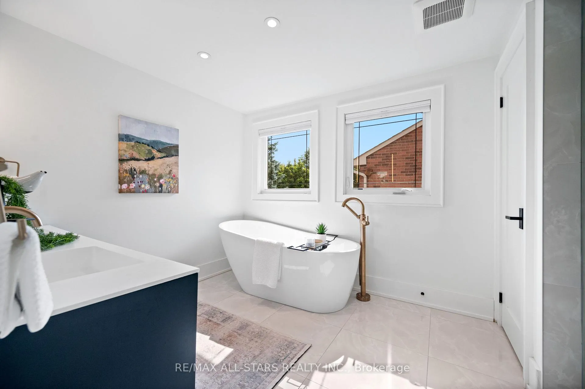 Photo 33 of 45 Rosemead Close, Markham, Unionville — HOMEH