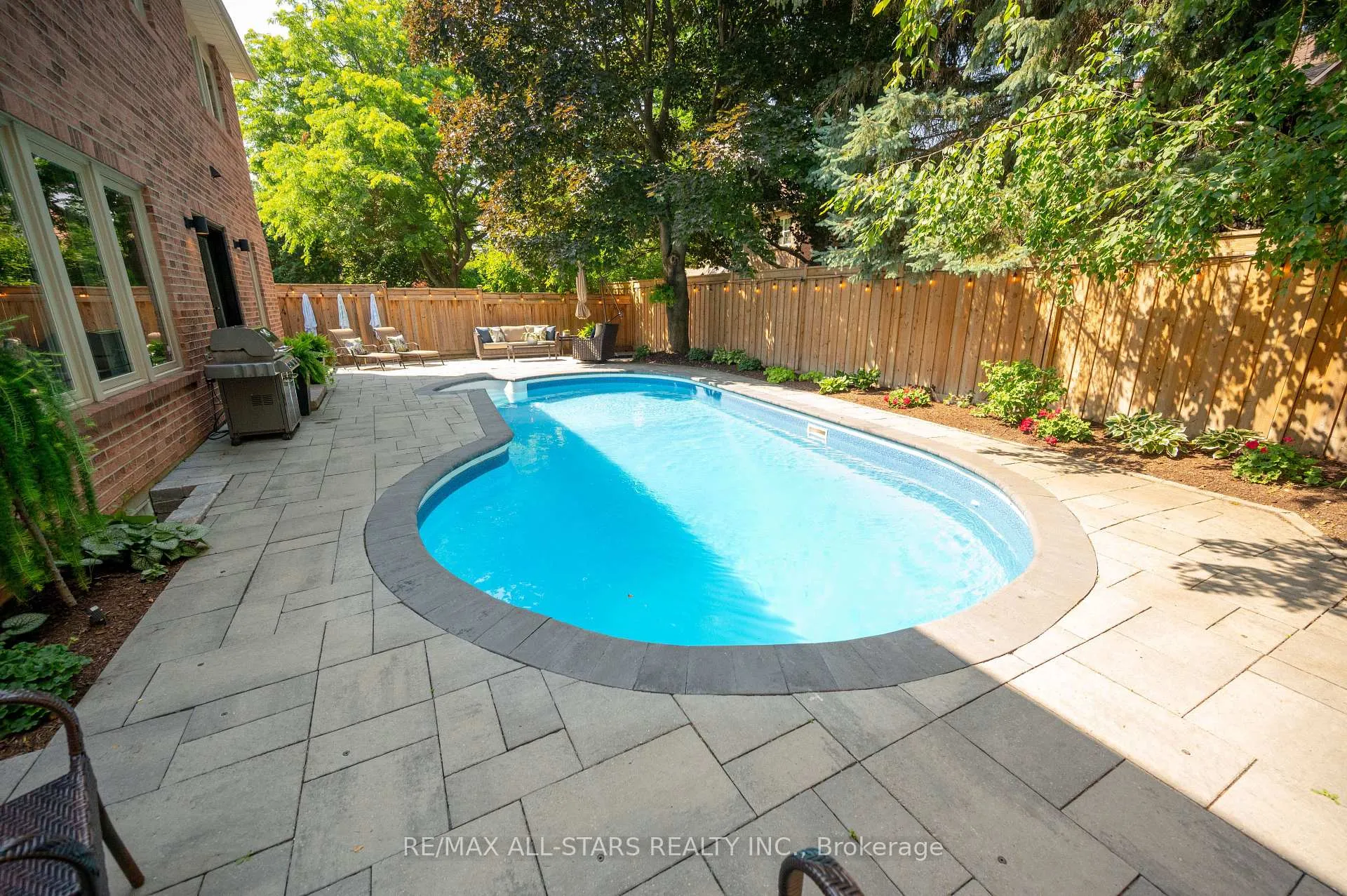 Photo 48 of 45 Rosemead Close, Markham, Unionville — HOMEH