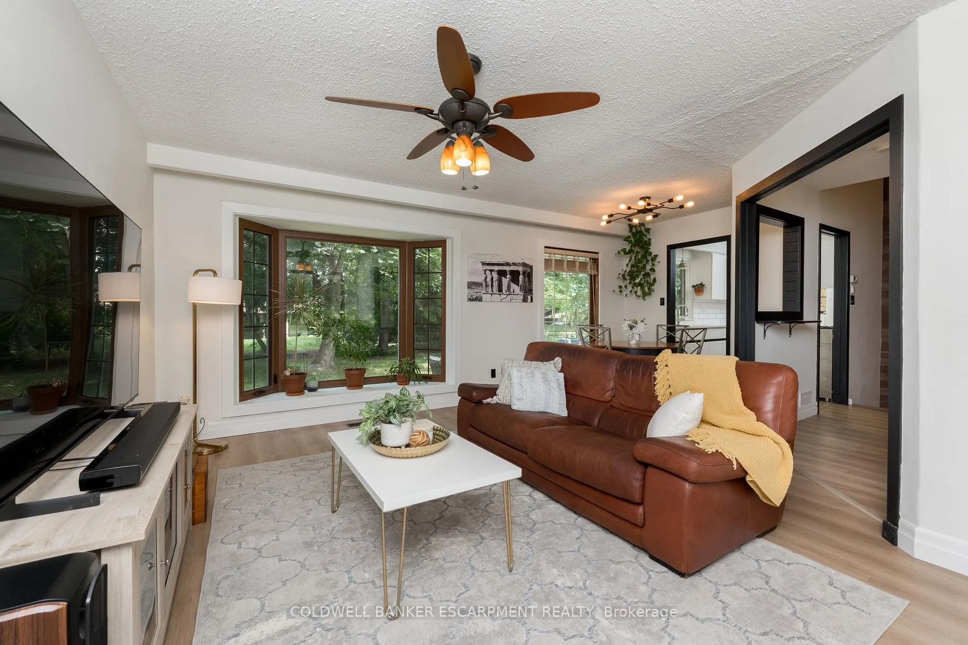 Photo 10 of 77 Elizabeth Drive, Halton Hills, Acton — HOMEH