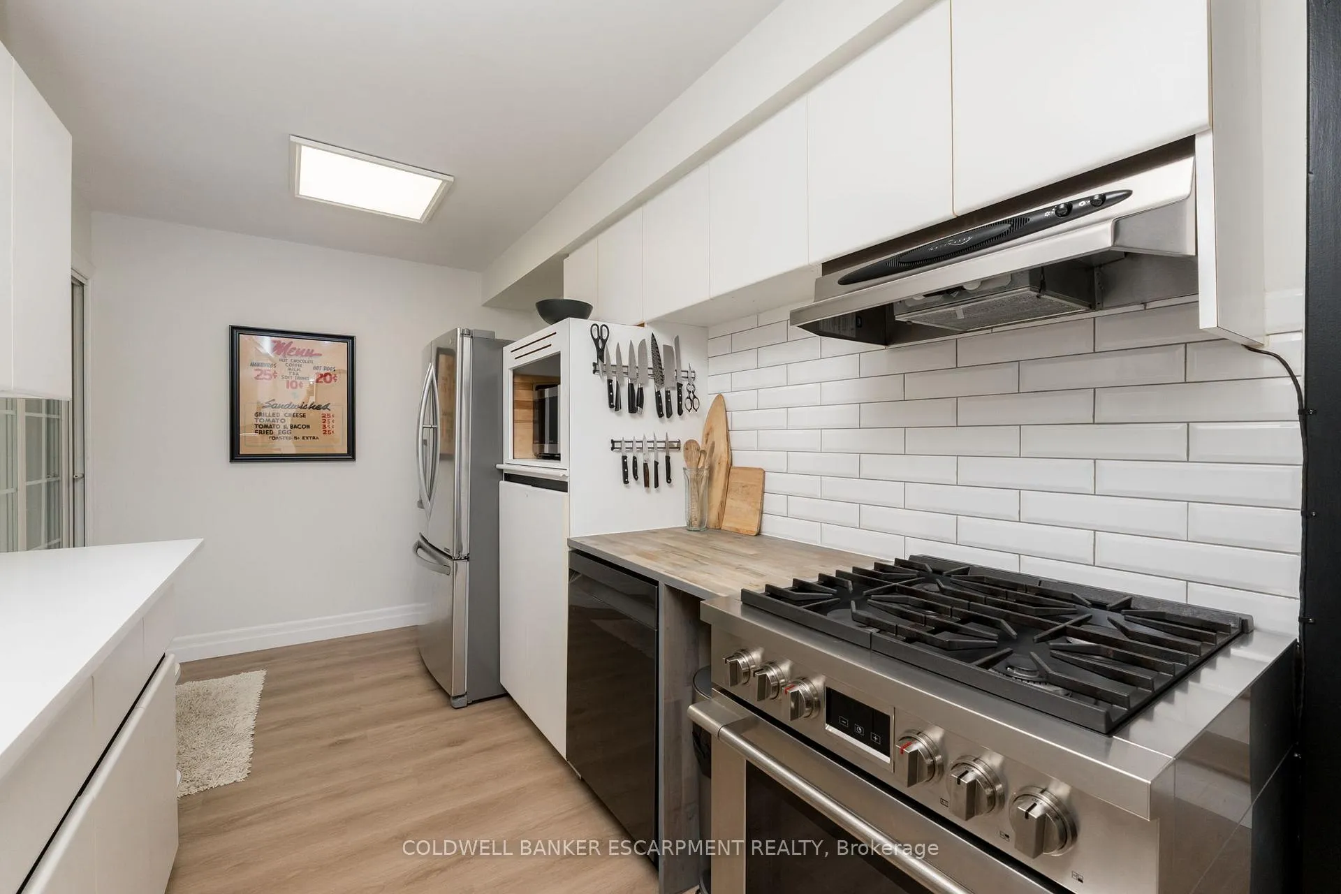 Photo 15 of 77 Elizabeth Drive, Halton Hills, Acton — HOMEH