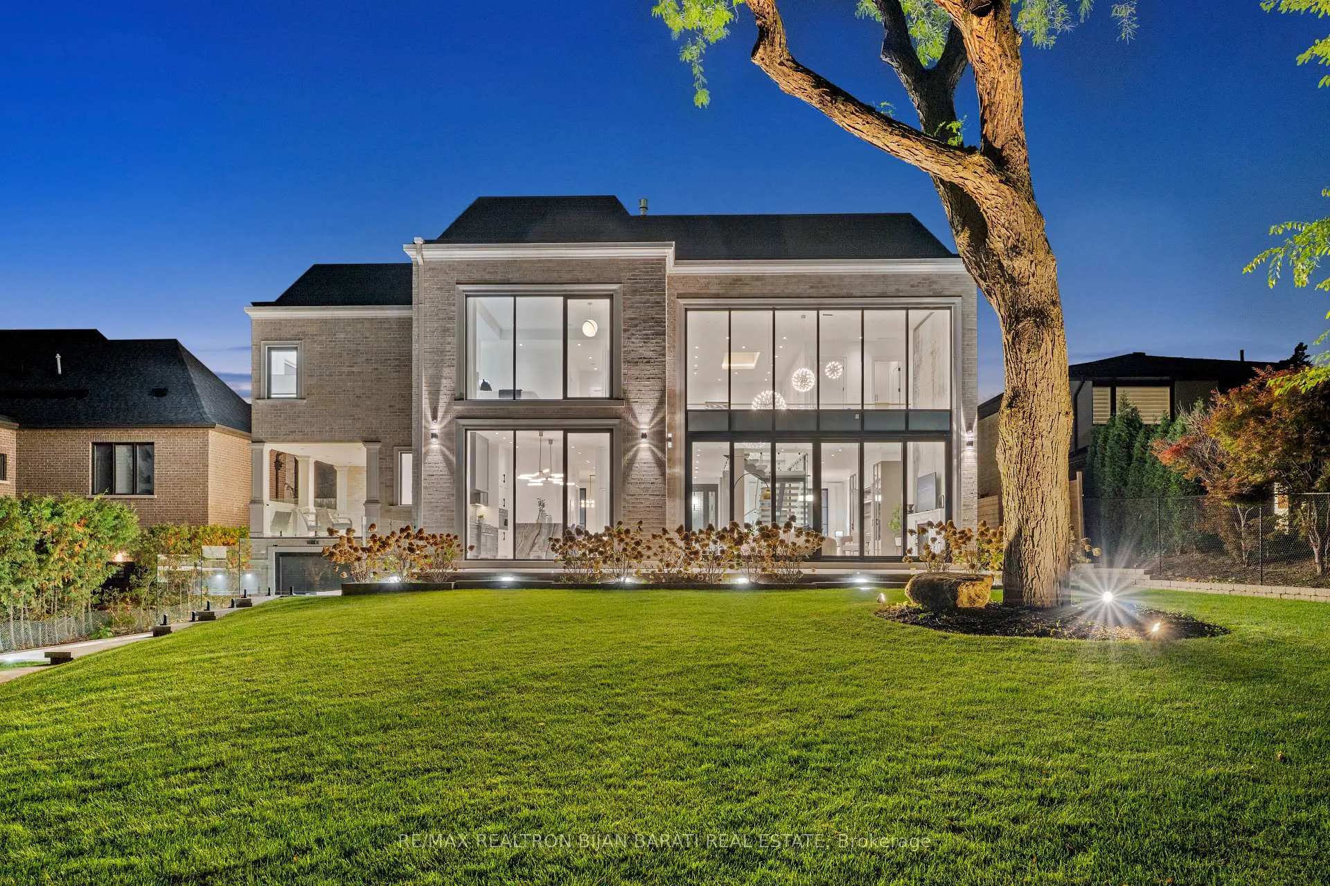 Photo 49 of 21 Idleswift Drive, Vaughan, Uplands — HOMEH
