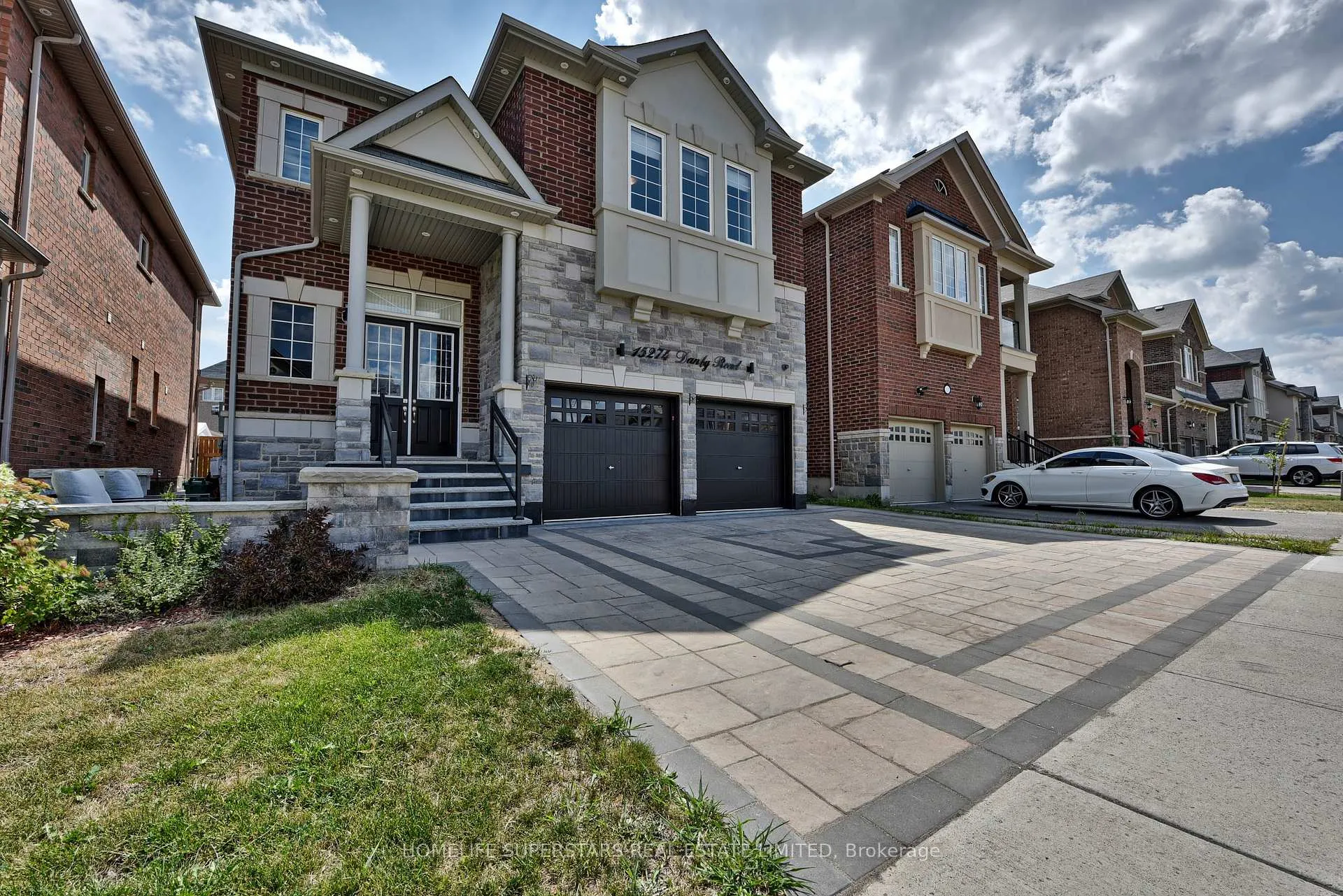 Photo 2 of 15274 Danby Road, Halton Hills, Georgetown — HOMEH