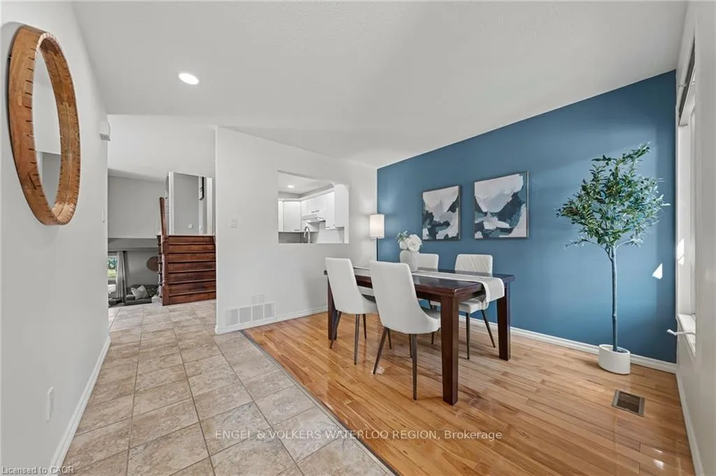 Photo 6 of 181 Walsh Crescent, Stratford — HOMEH