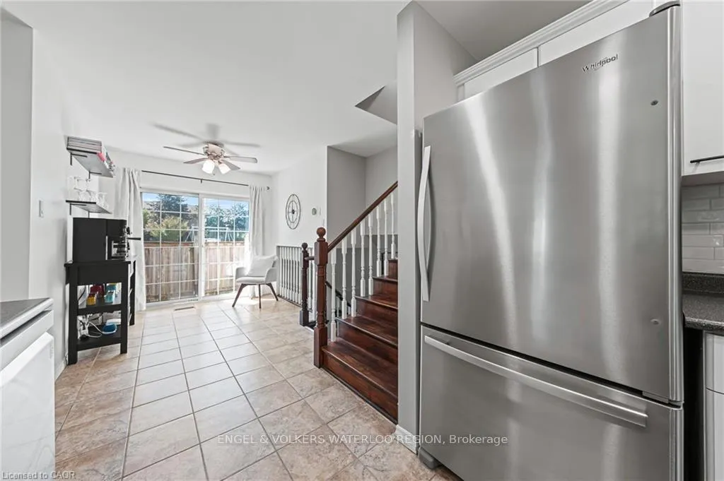 Photo 13 of 181 Walsh Crescent, Stratford — HOMEH