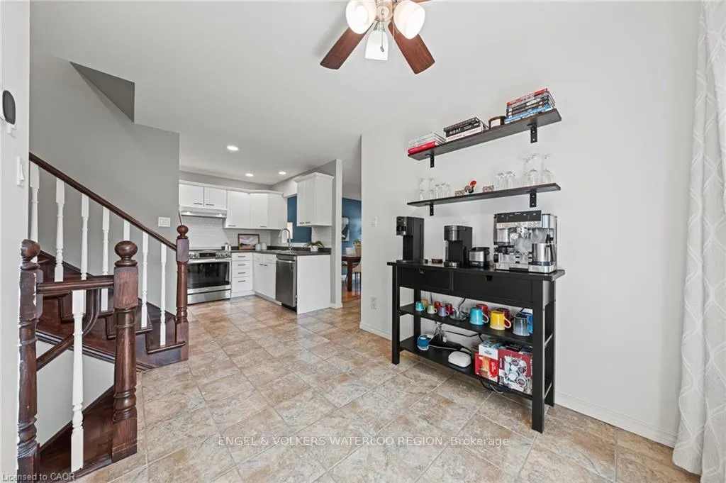Photo 16 of 181 Walsh Crescent, Stratford — HOMEH