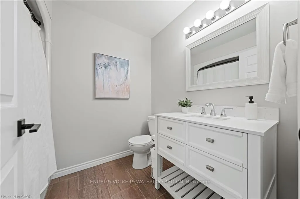 Photo 22 of 181 Walsh Crescent, Stratford — HOMEH