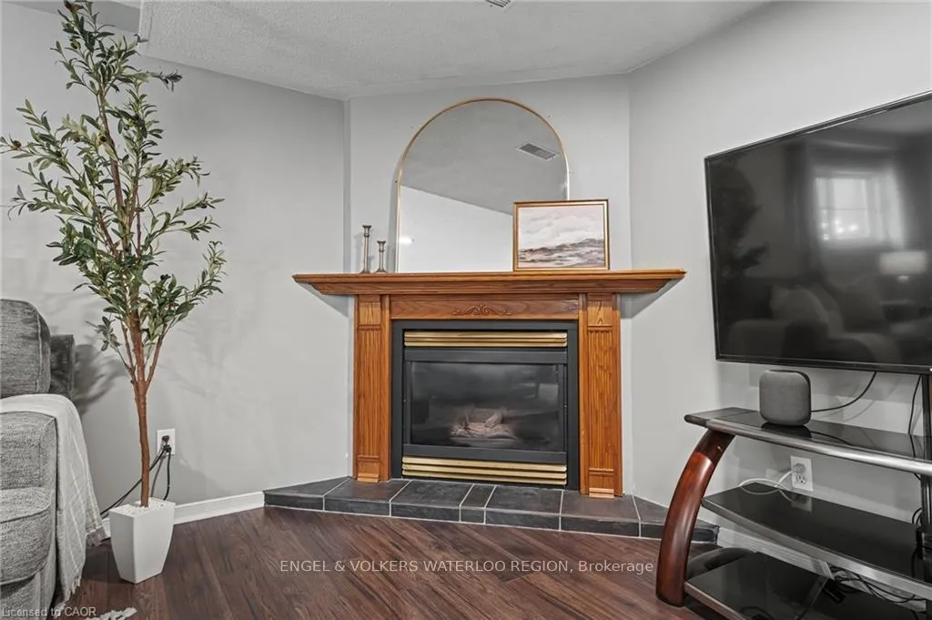 Photo 25 of 181 Walsh Crescent, Stratford — HOMEH