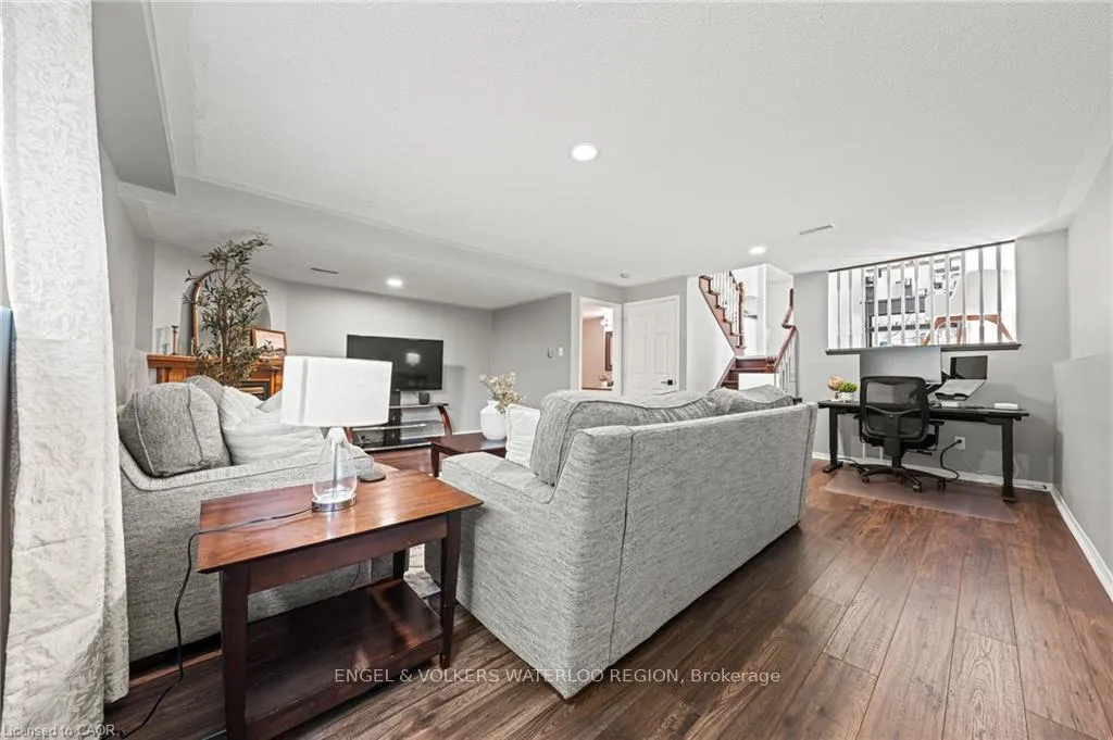 Photo 26 of 181 Walsh Crescent, Stratford — HOMEH