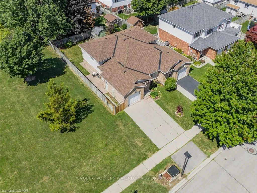 Photo 44 of 181 Walsh Crescent, Stratford — HOMEH