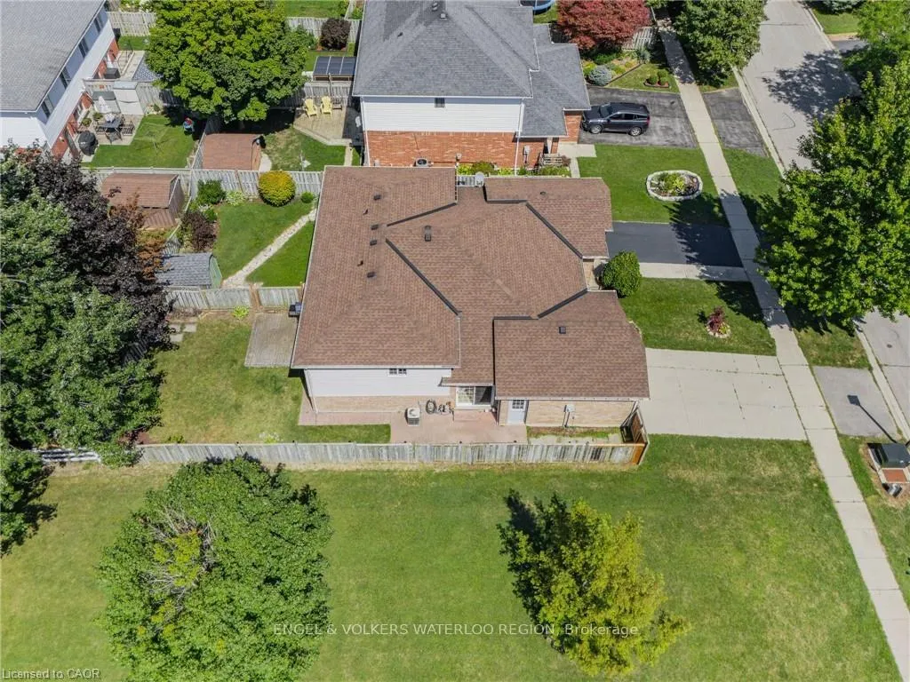 Photo 45 of 181 Walsh Crescent, Stratford — HOMEH