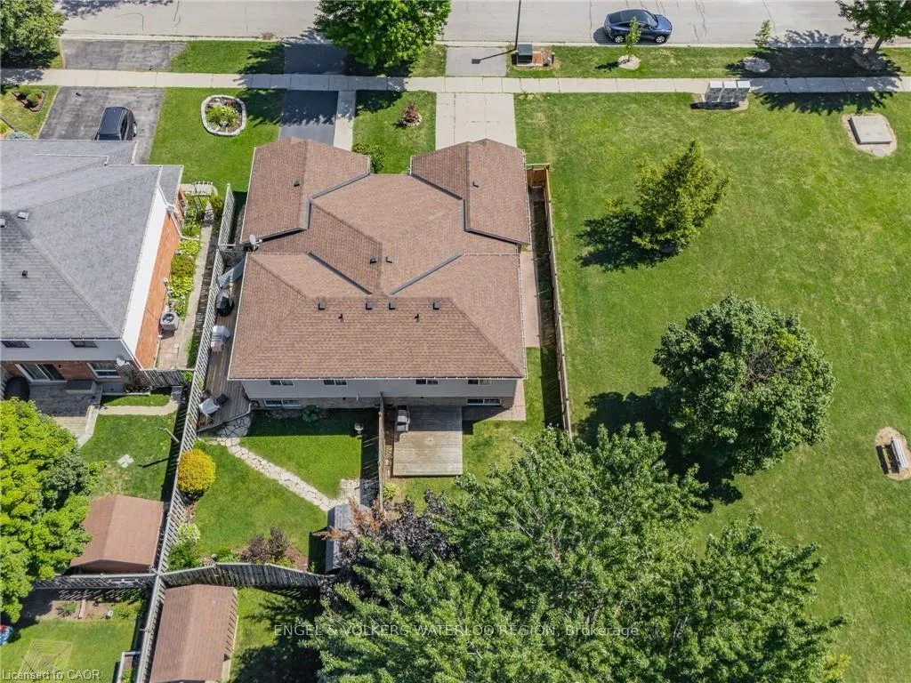 Photo 46 of 181 Walsh Crescent, Stratford — HOMEH