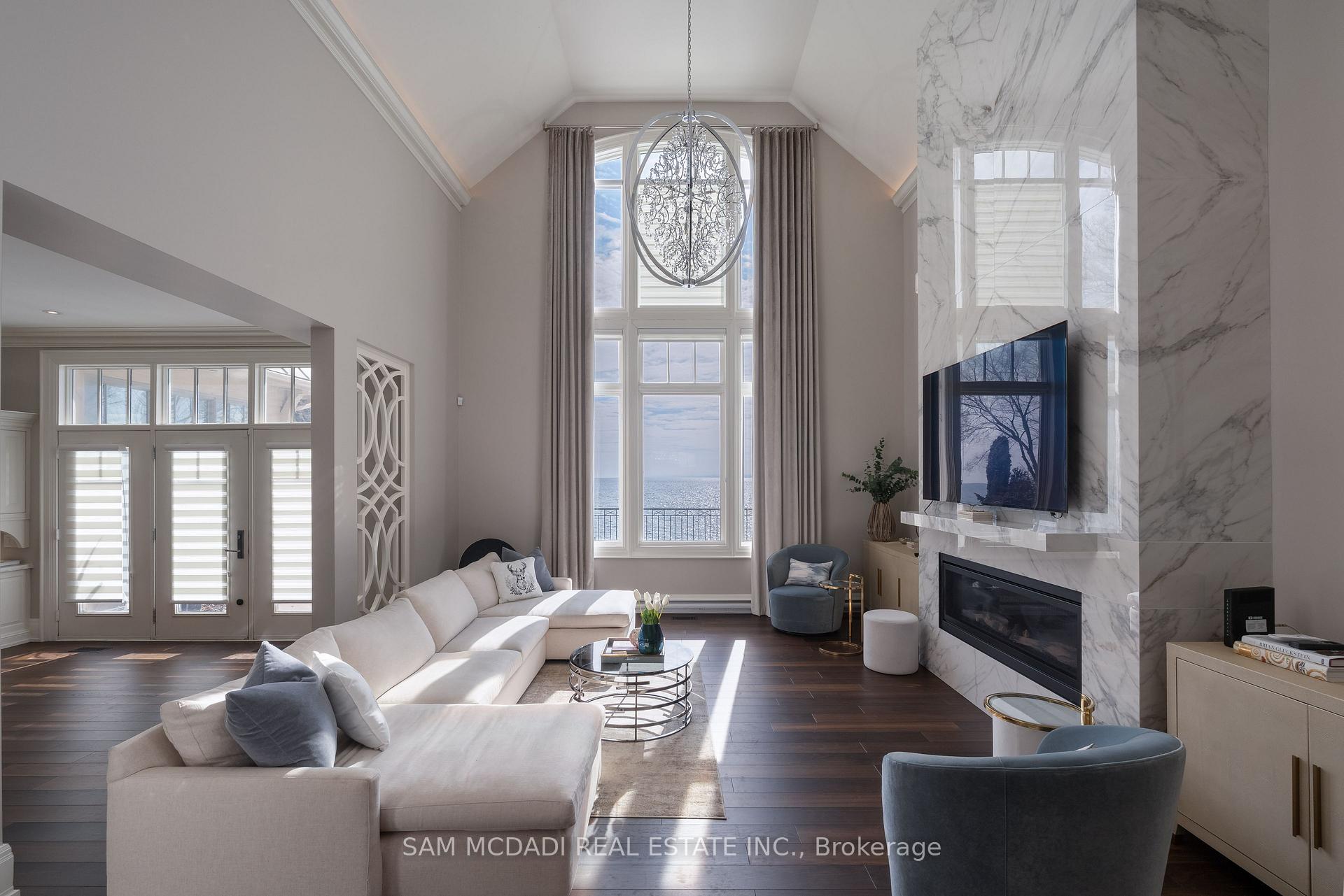 Photo 12 of 5126 Lakeshore Road, Burlington, Appleby — HOMEH