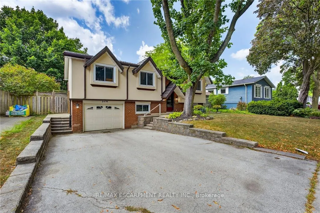 Photo 4 of 2479 Bridge Road, Oakville, West — HOMEH