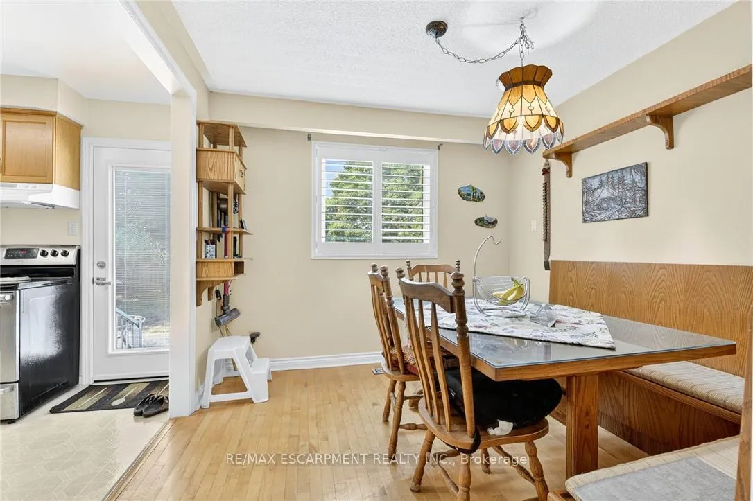 Photo 17 of 2479 Bridge Road, Oakville, West — HOMEH