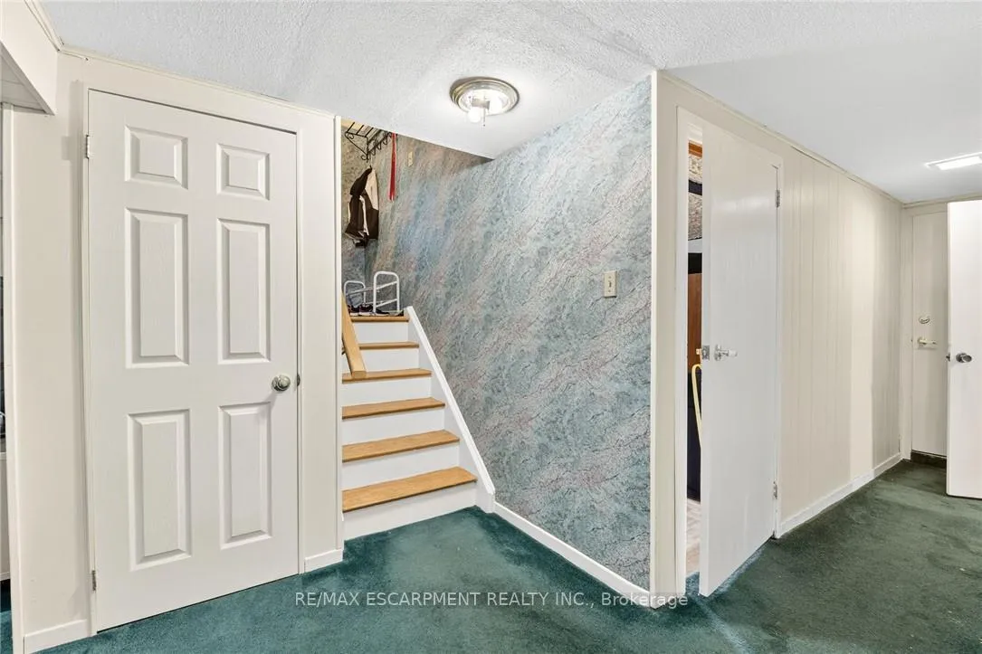 Photo 21 of 2479 Bridge Road, Oakville, West — HOMEH