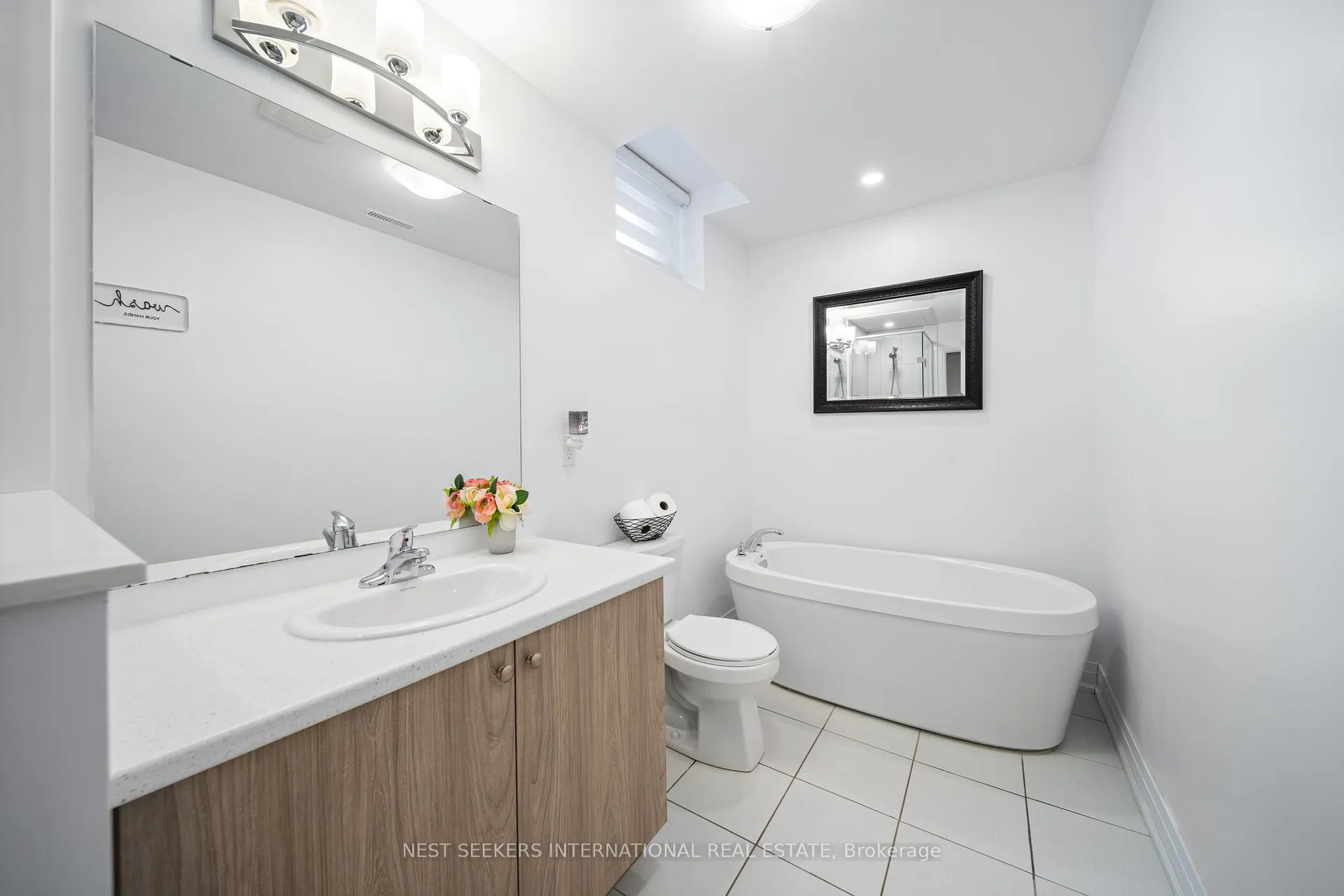 Photo 31 of 183 Franklin Trail, Barrie, Rural Barrie Southwest — HOMEH