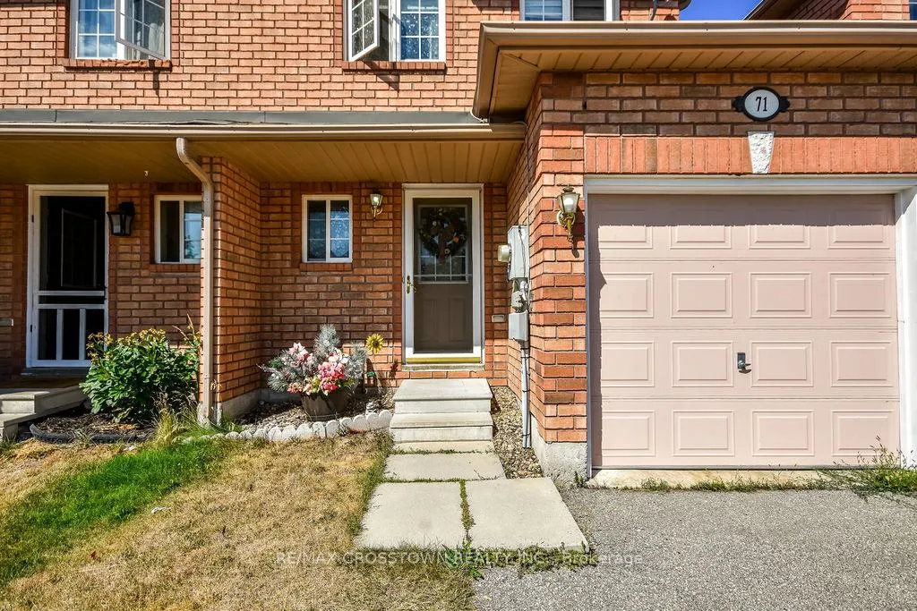 Photo 2 of 71 Goodwin Drive, Barrie, Painswick South — HOMEH