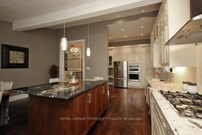 Photo 15 of 353 Kingsview Drive, Caledon, Bolton North — HOMEH